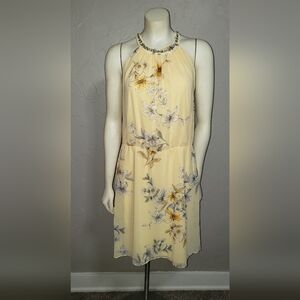 Floral Bedding Set in Yellow and Gray